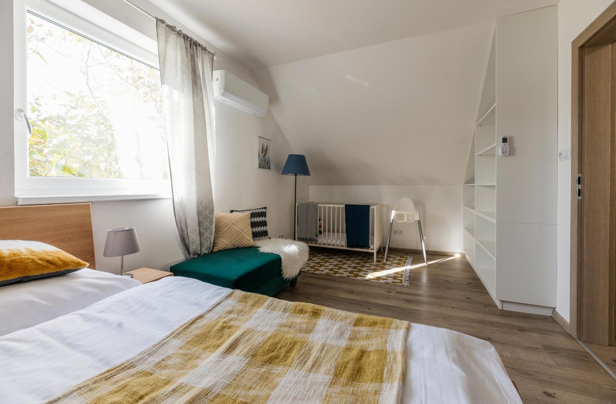 Villa Rekreacni Dum U Jezer, Milovice 6 Esterno foto